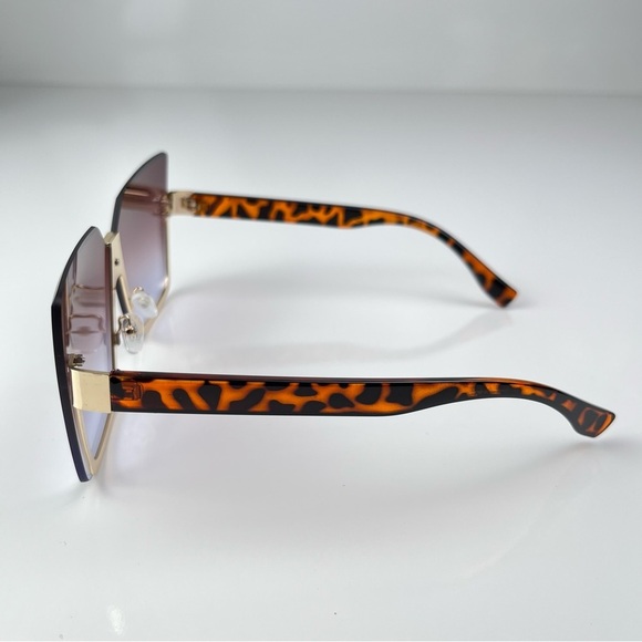 Women’s Fashion Square Rimless Sunglasses Cheetah/gold gray lenses - Picture 2 of 5